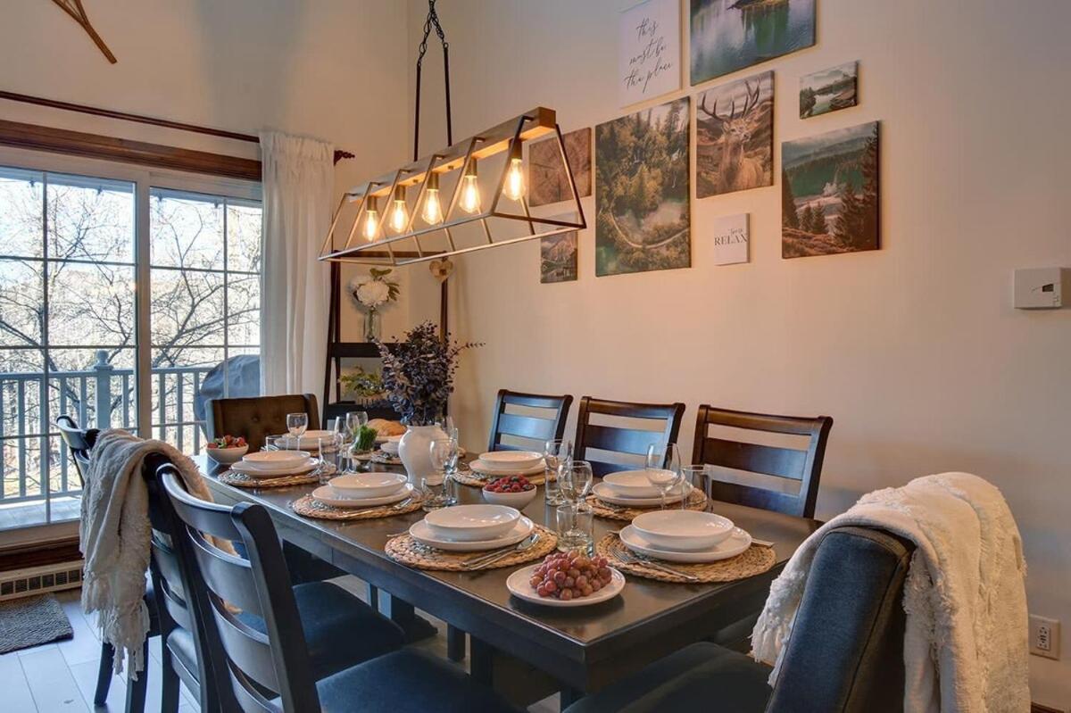Huge Condo In Front Of Tremblant Ski Resort มงต์-ทร็องบล็องต์ ภายนอก รูปภาพ